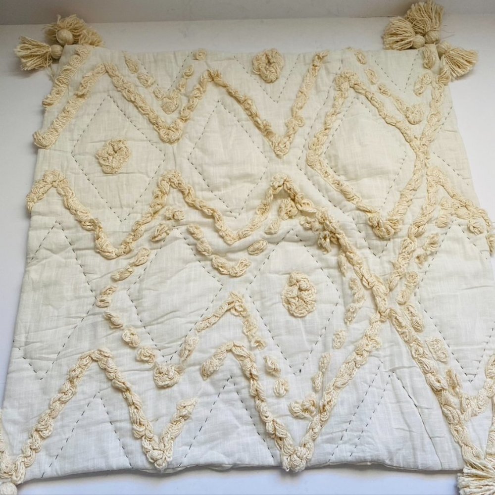 NEW Anthropologie Aldalora Tufted Euro Sham - Picture 4 of 5